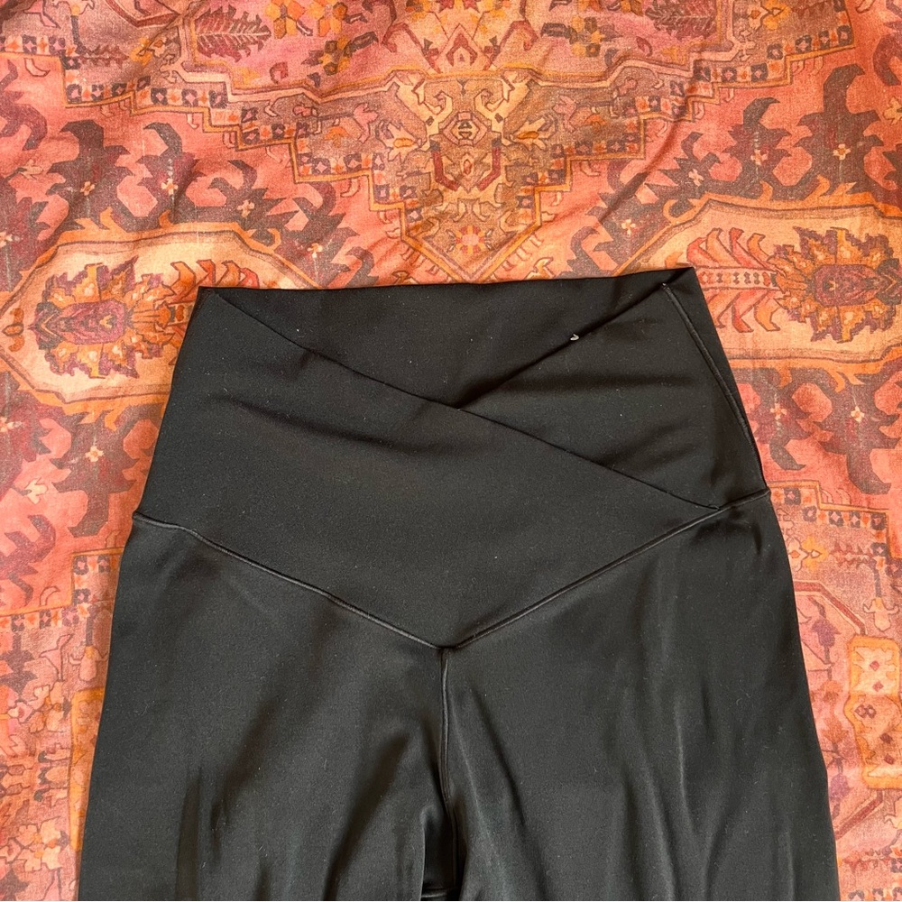 OFFLINE Real Me Crossover Leggings - Picture 2 of 4